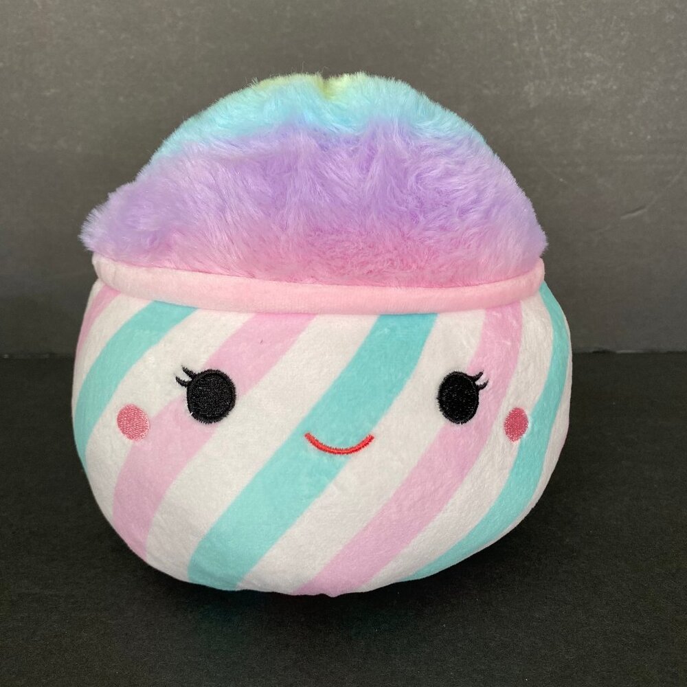 Squishmallows 8" Flipamallows 2-1 Tucker the Slurpee and Bevin the Snow Cone.